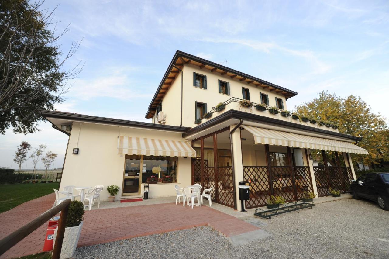 산 미켈레 알 타글리아멘토 Terzo Bacino B&B 외부 사진